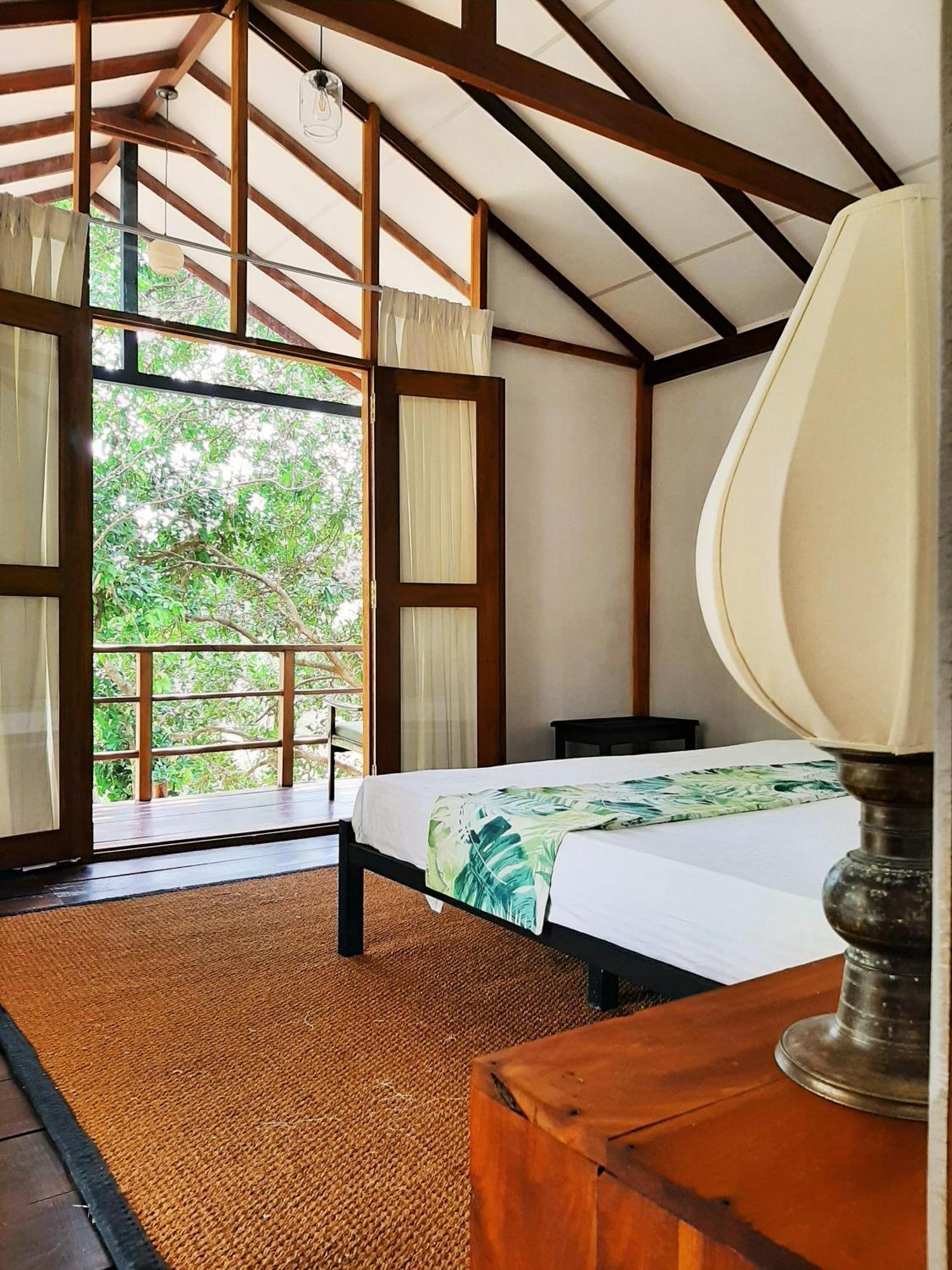 Elephant Lodge Udawalawe Esterno foto